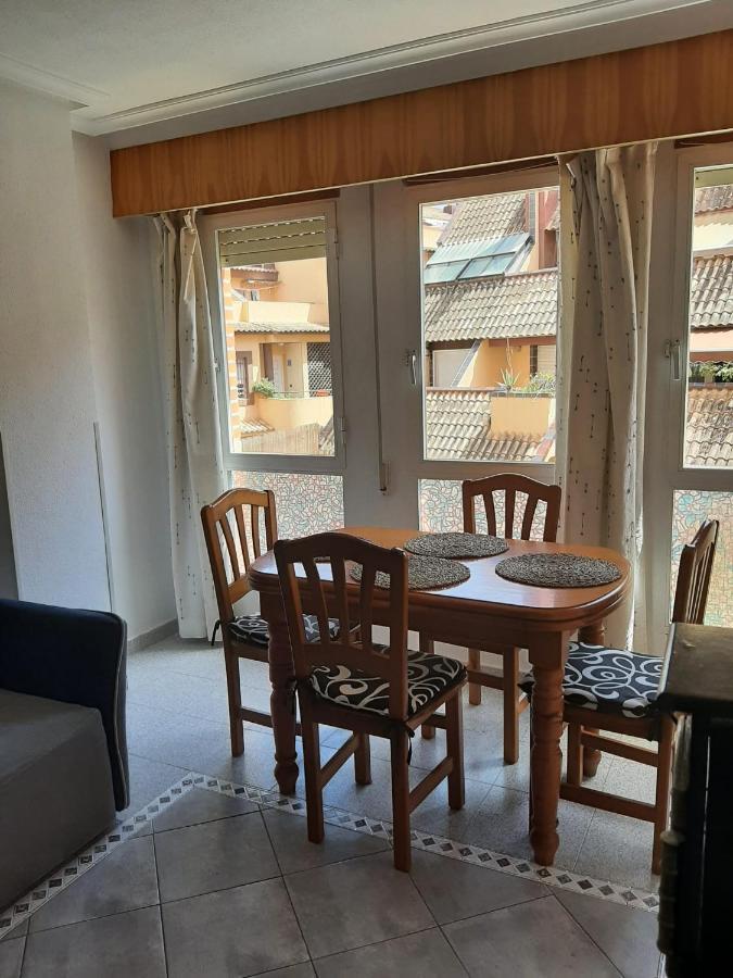 Amazing Sunny Flat With Balcony Pool Two Mins From The Beach Torrevieja Dış mekan fotoğraf